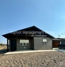 Building Photo - 7995 Avocet Dr