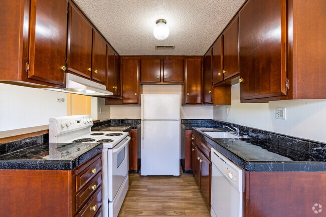 1 habitación, 1 baño - 950 pies cuadrados - Cocina - South Park Village Apartments