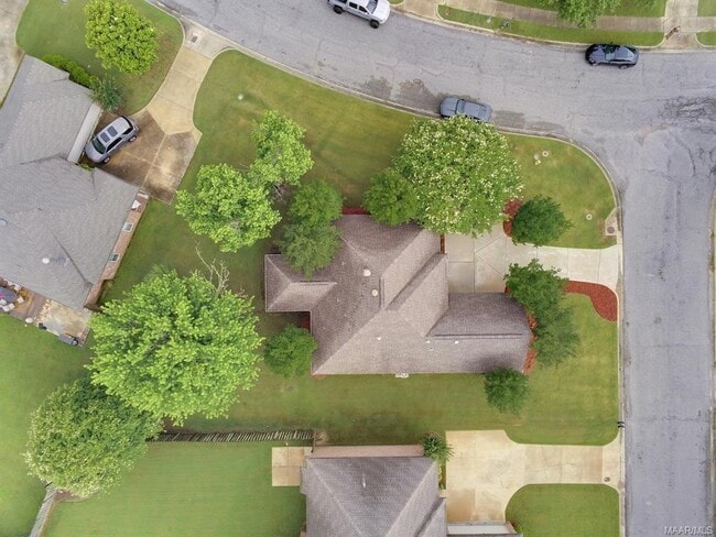 Building Photo - 9691 Greythorne Way