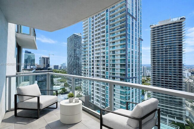 Foto del edificio - 1060 Brickell Ave