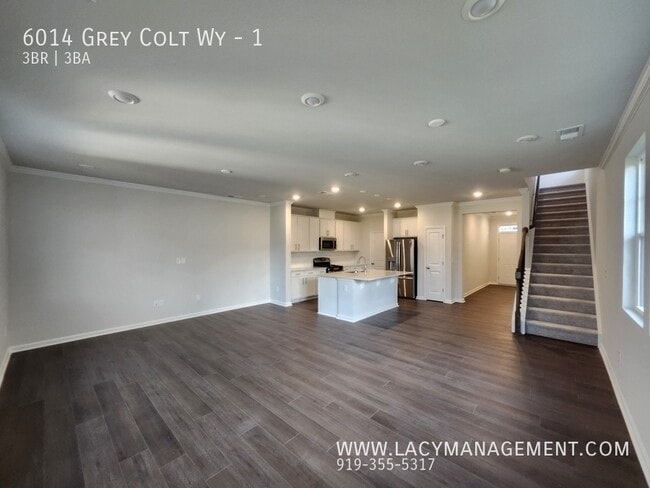 Foto del edificio - 6014 Grey Colt Wy