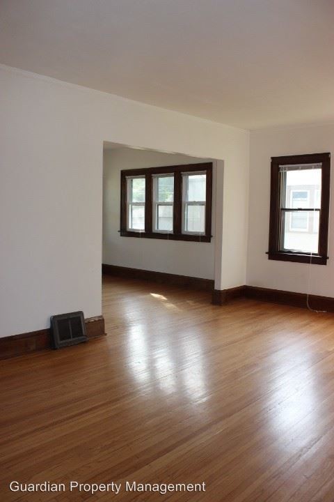 Building Photo - 2 br, 2 bath House - 4605 42nd Ave S