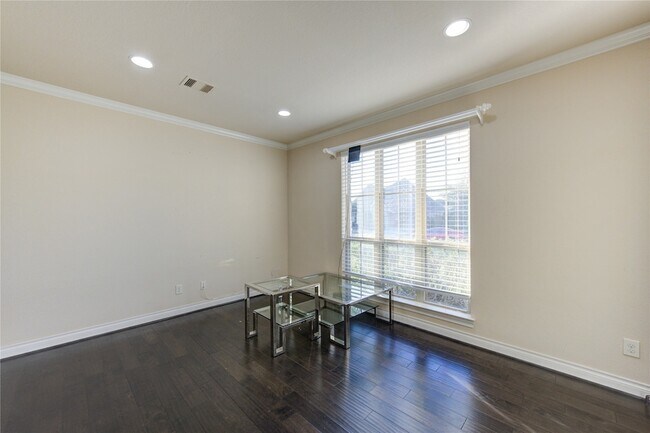 Foto del edificio - 11227 Dunstan Hill Dr
