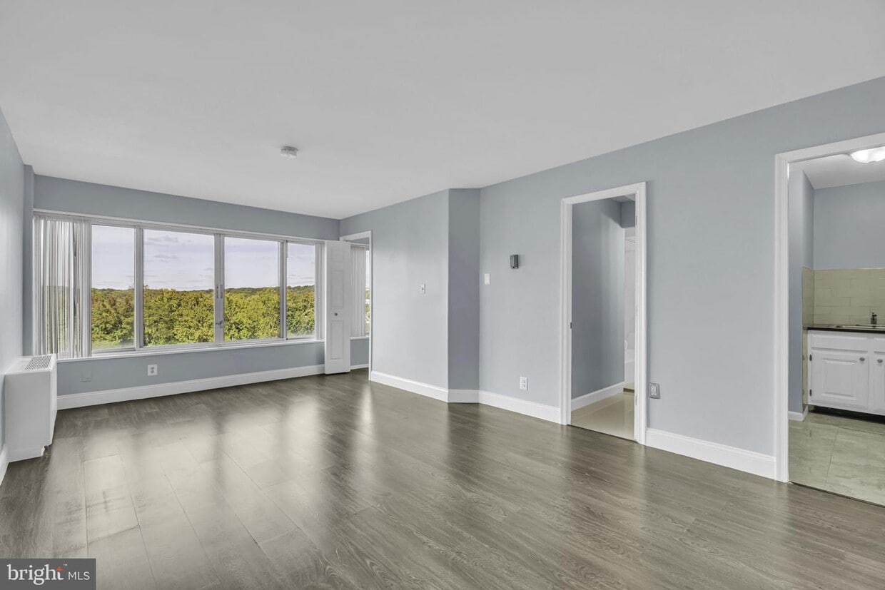 5340 Holmes Run Pkwy Unit 712, Alexandria, VA 22304 Room for Rent in