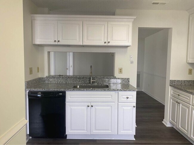 Building Photo - 2153 Refuge Ct