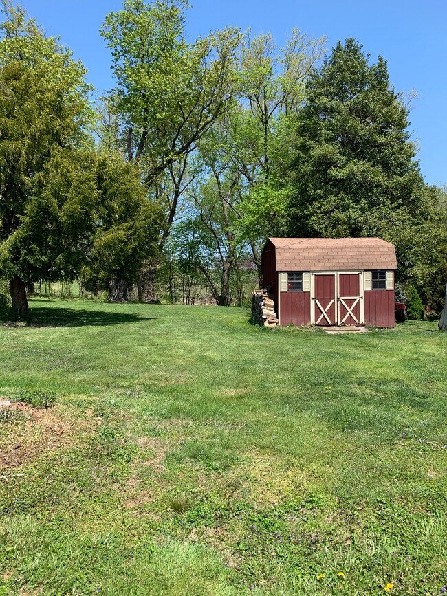 23339 Davis Mill Rd, Germantown, MD 20876 House for Rent in