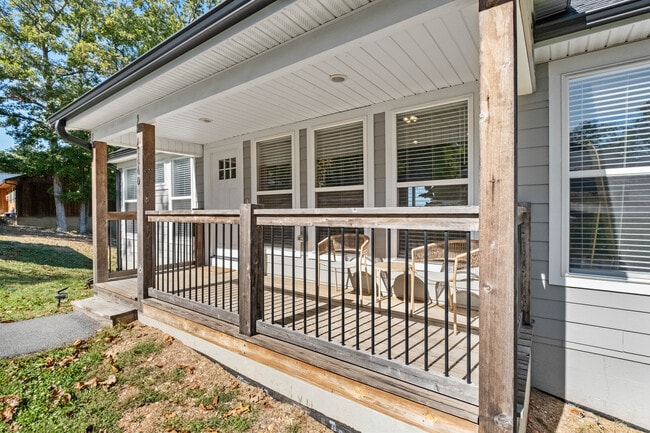 Foto del edificio - 17660 Timberlake Trail