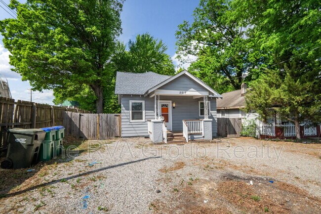 Foto del edificio - 2517 Haden Ave