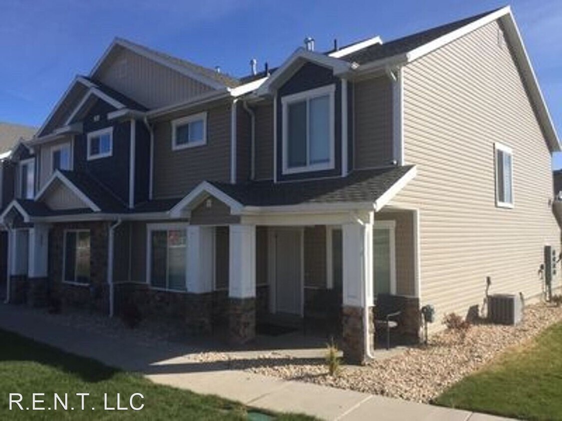 Foto principal - 3 br, 2.5 bath House - 283 Seasons Lane