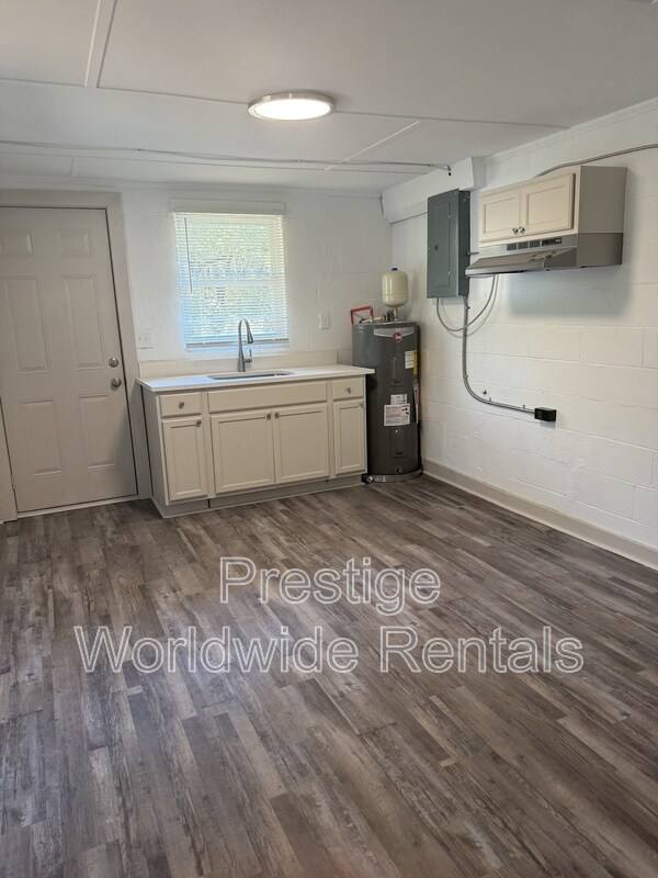 Foto del edificio - 110 Moore St