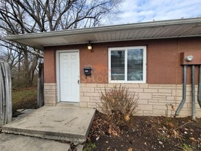 Building Photo - 1406/1408 Broadway St