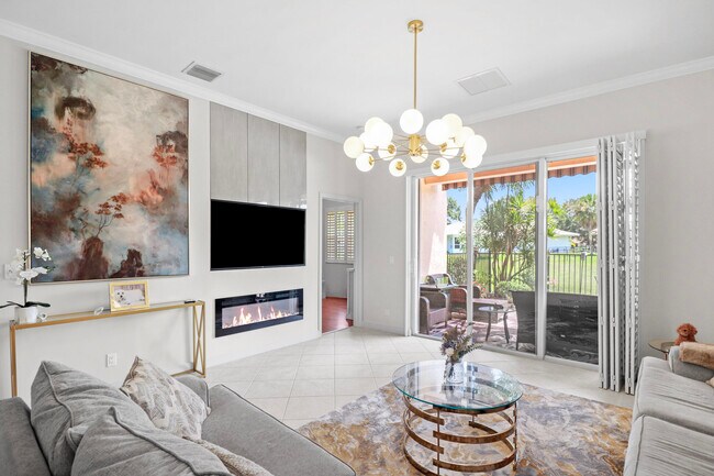 Foto del edificio - 4496 Hickory Dr