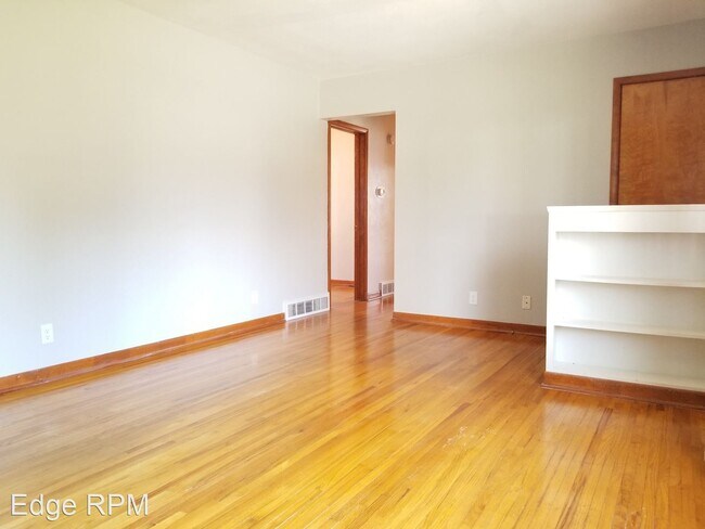 Building Photo - 4 br, 2 bath House - 1012 Downing Ave