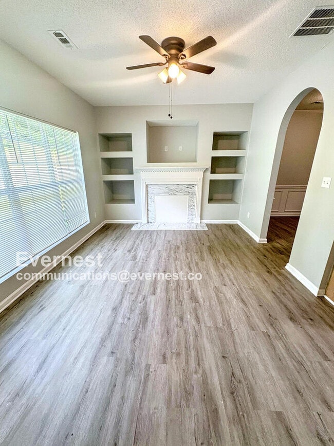 Building Photo - 8534 Kaden Dr