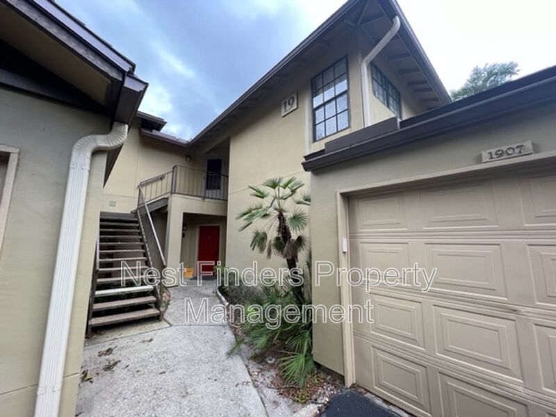 Primary Photo - 10150 Belle Rive Blvd