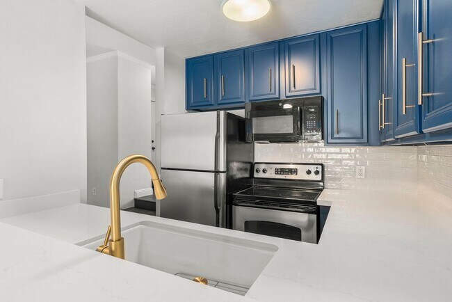 Foto del edificio - Remodeled One bedroom Woodstock Unit