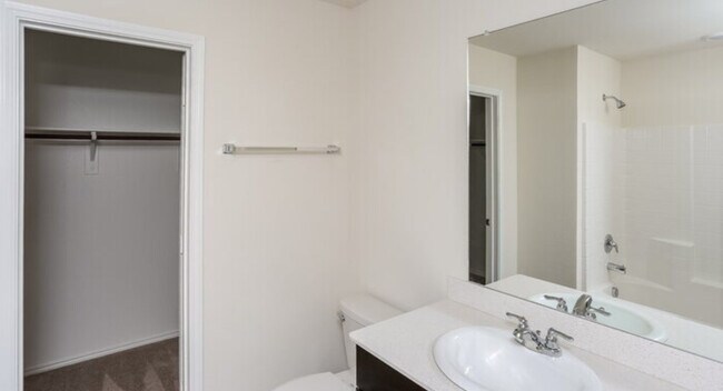 Foto del edificio - 4117 Wintergreen Dr