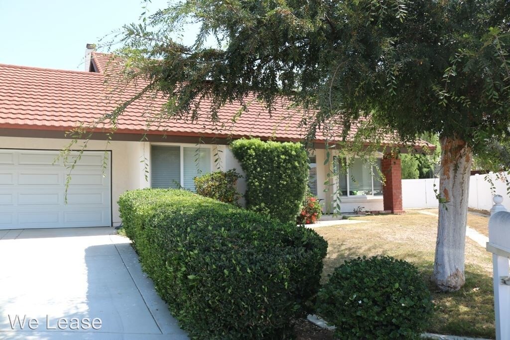 Primary Photo - 4 br, 2.5 bath House - 1281 Cardinal Place