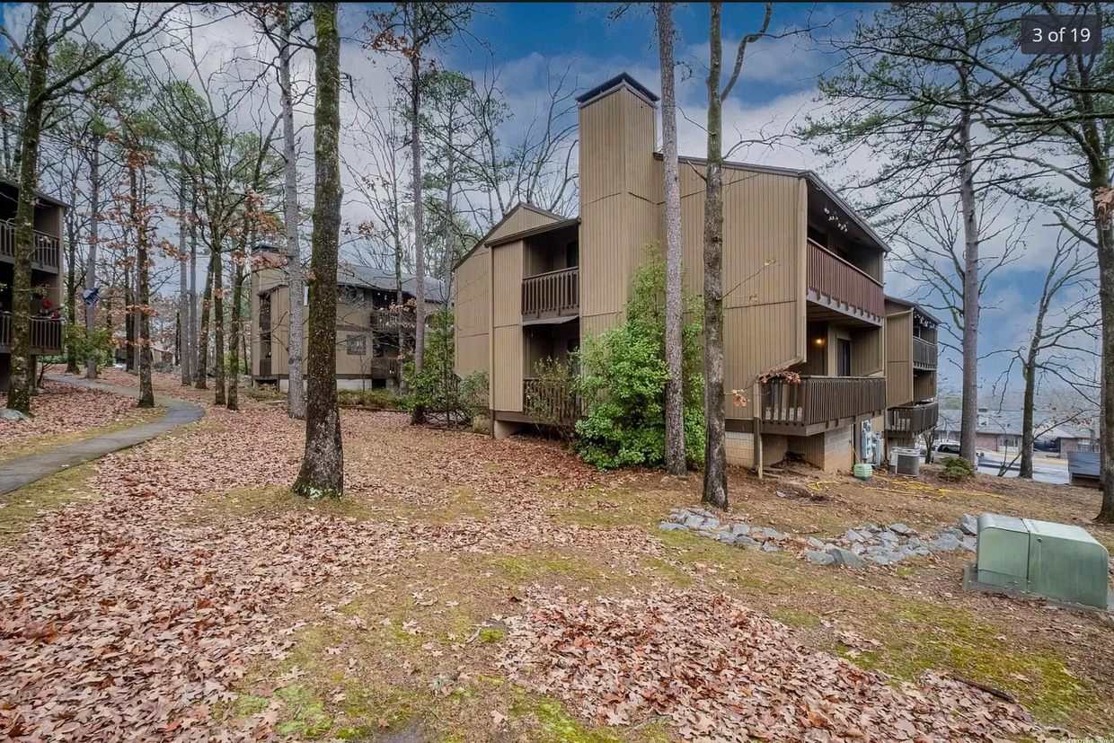 Primary Photo - 516 Green Mountain Cir