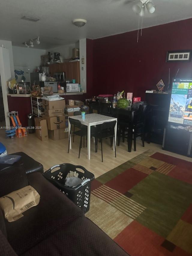 Foto del edificio - 649 NW 21st Ave