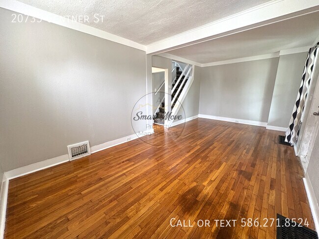 Foto del edificio - 20735 Gentner St