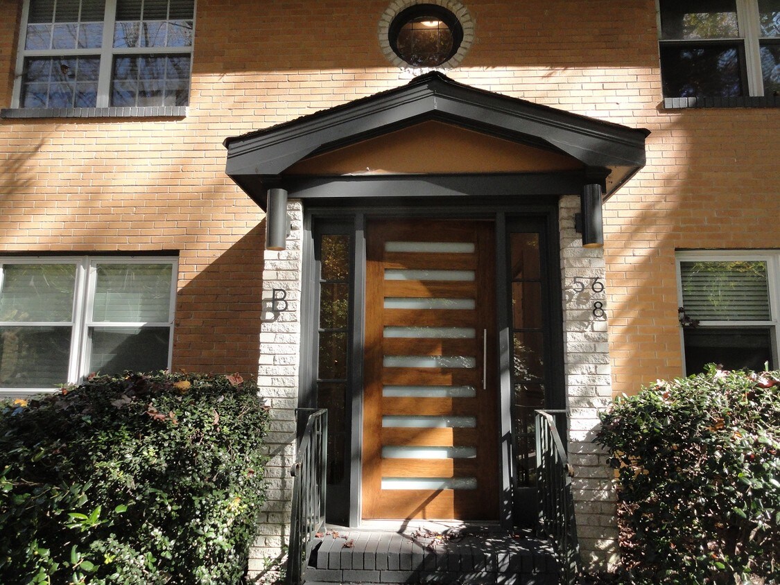 1010 Scott Blvd Unit B6, Decatur, GA 30030 Condo for Rent in Decatur