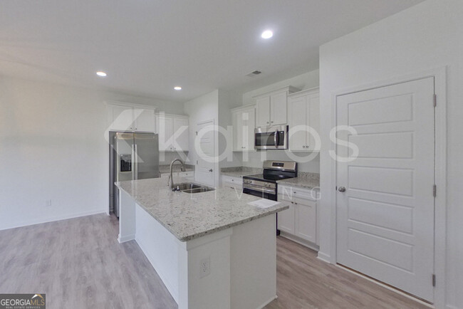 Foto del edificio - 132 S Oaks Ln