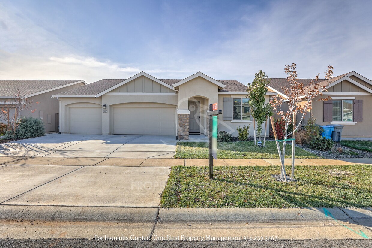 5578 Harcrest Dr, Linda, CA 95901 House for Rent in Linda, CA