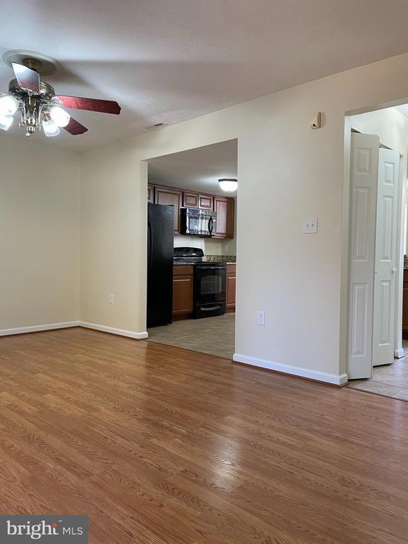 Building Photo - 1009 Copperfield Ct