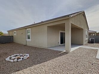 Building Photo - 17888 N Pietra Rd