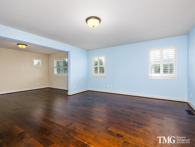 Foto del edificio - Stunning 5BD Home in Desirable Camas Commu...