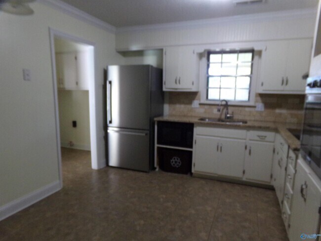 Foto del edificio - 1208 Cantwell Ave SW