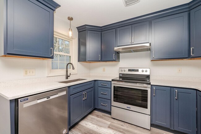 Foto del edificio - 75 Woodland