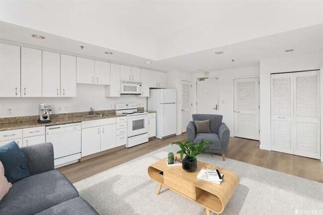 Foto del edificio - Stylish 1BR Condo in Prime Mission Bay Loc...