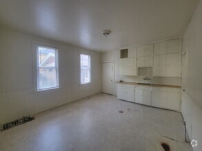 Building Photo - 2235 S 20th St