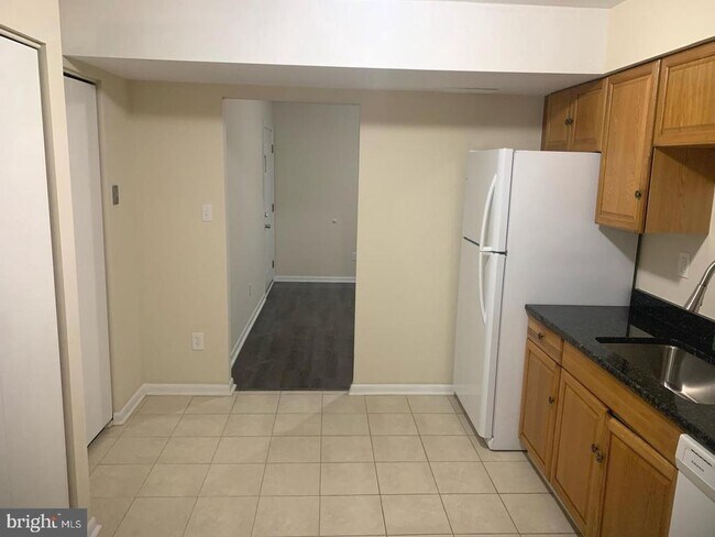 Foto del edificio - 424 Harford St