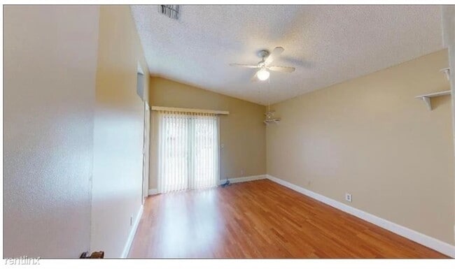 Foto del edificio - 3 br, 2 bath House - 7165 SW 11th Ct