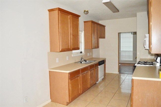 Foto del edificio - 3819 Kristin Lee Ln