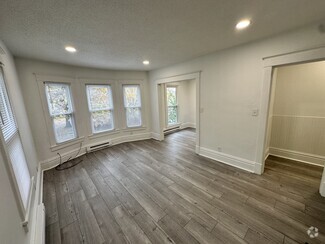 Building Photo - 1103 University Pl