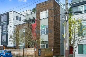 Building Photo - 1128 N 90th St