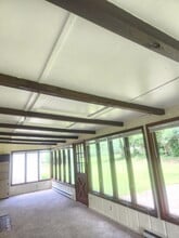 Building Photo - 190 N Beadle Dr