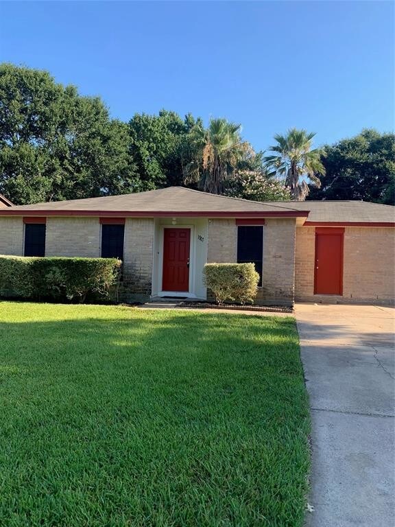 Foto del edificio - 1007 Stoneleigh Ct