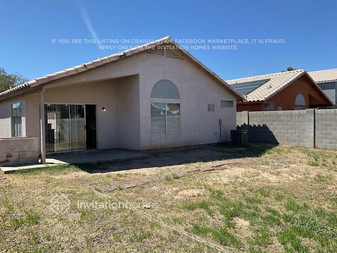 Foto del edificio - 1825 N 89th Ave