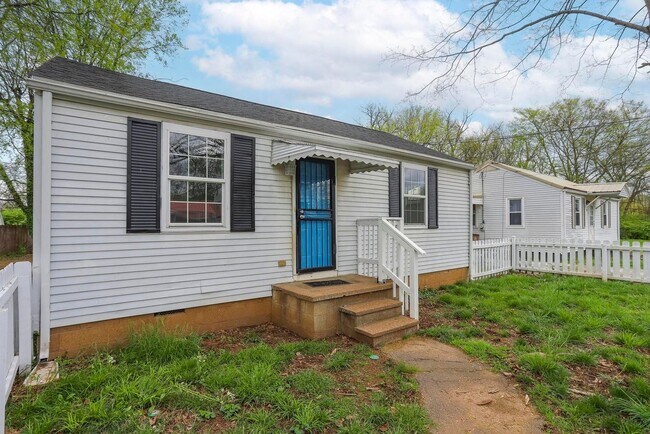 Building Photo - 5506 Winn Ave