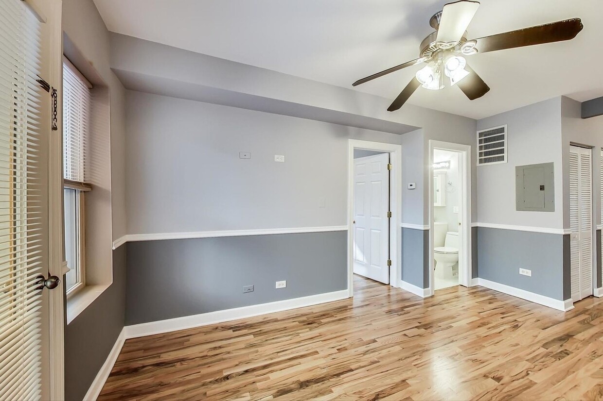 Building Photo - 4604 N Monticello Ave