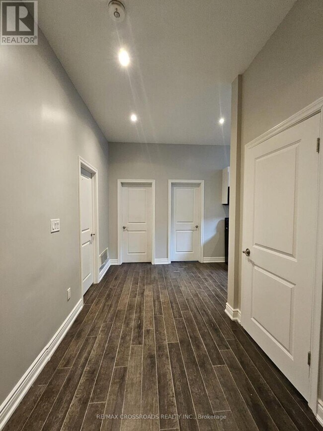 Photo du bâtiment - 3 Honey Dr