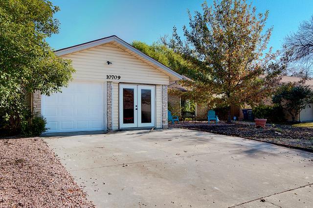 Building Photo - 10709 Berthound Dr