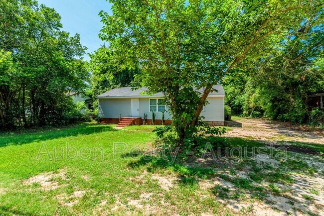Foto del edificio - 2149 Bungalow Rd