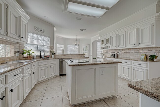 Foto del edificio - 8006 Devlin Dr