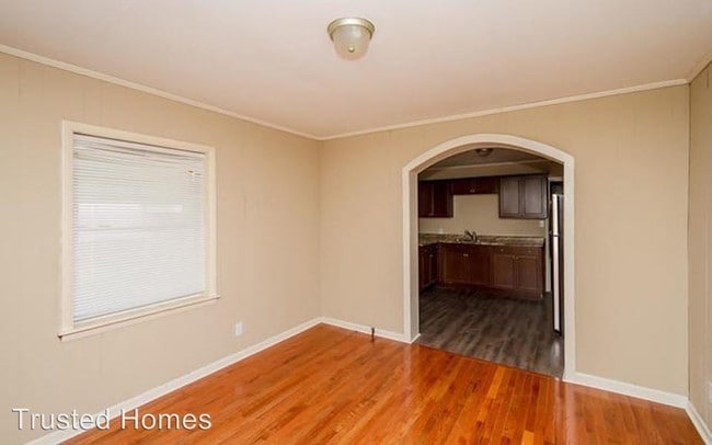 Building Photo - 4 br, 2 bath House - 201 Third Street